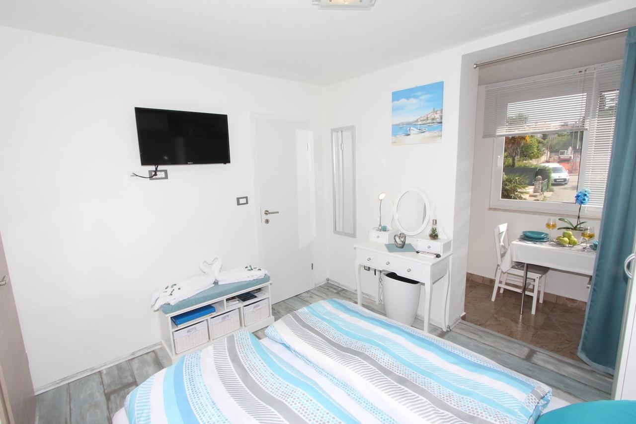 Studio Orhidea Blu Rovinj Exteriör bild
